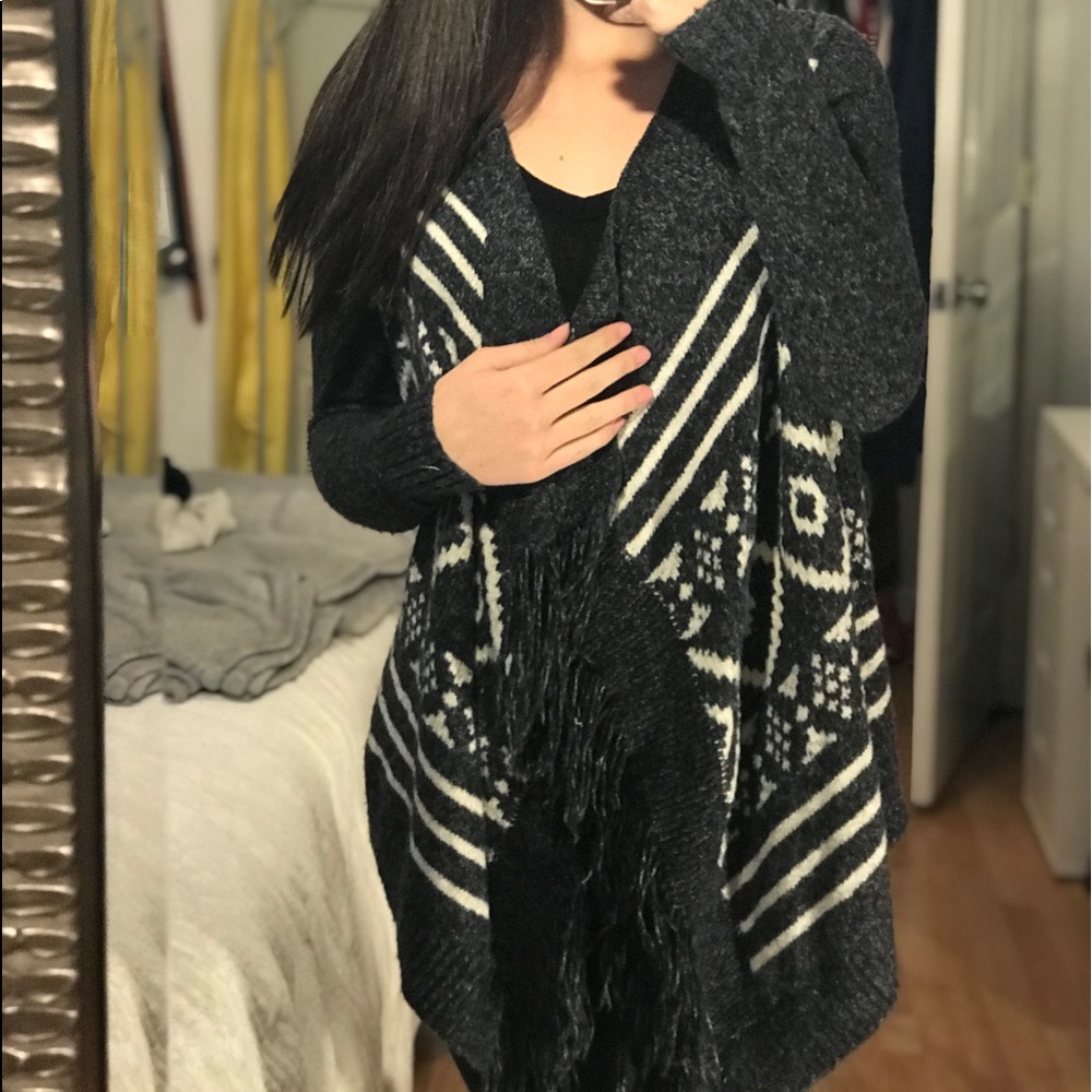 Hollister cardigan
